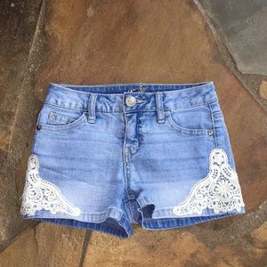 Denim light blue jean shorts (with lace)